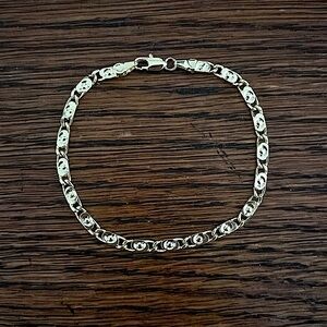 NWOT! Gold Plated Chain Bracelet